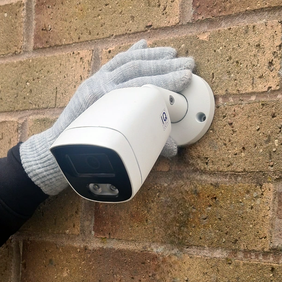 IQCCTV®|IQC08BFW|1 YR WTY. 8MP/4K IP Bullet, Smart AI, Wide Angle, Colour & IR Night Vision, Active Deterrent, NDAA